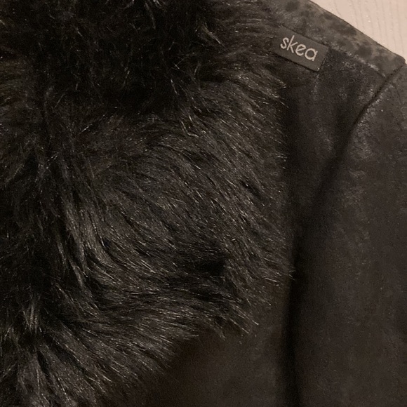 Skea, a luxury skiwear and lifestyle brand, size 10 women’s jacket. - Picture 11 of 16